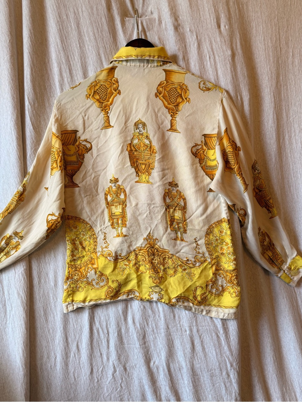 Vintage Gianni Versace Couture Baroque “Vase and Chalice” Print Silk Blouse - Picture 8 of 10